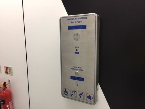 Het laatste nieuws van het bedrijf over J&R telefoons geïnstalleerd op Manchester Airport